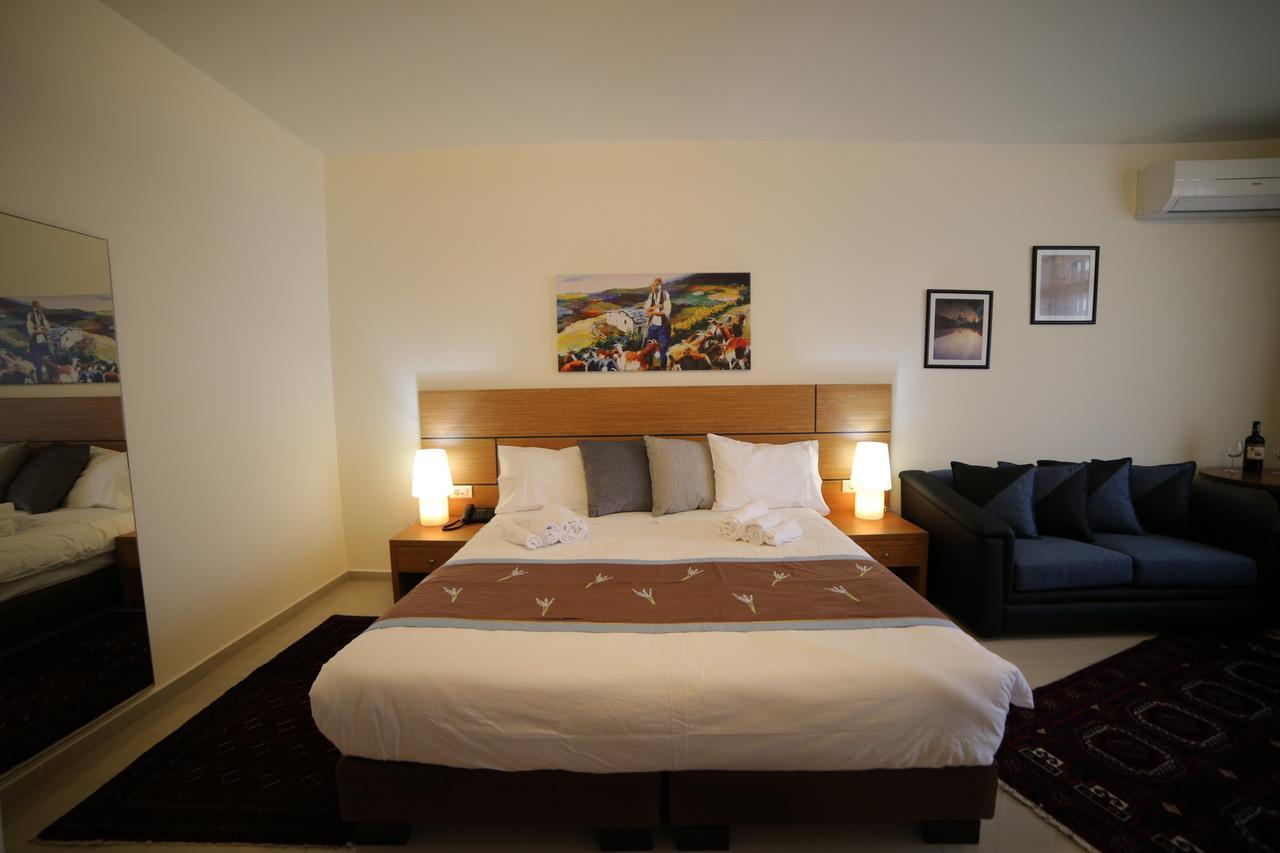 Sea Valley Lejlighedshotel Byblos Eksteriør billede