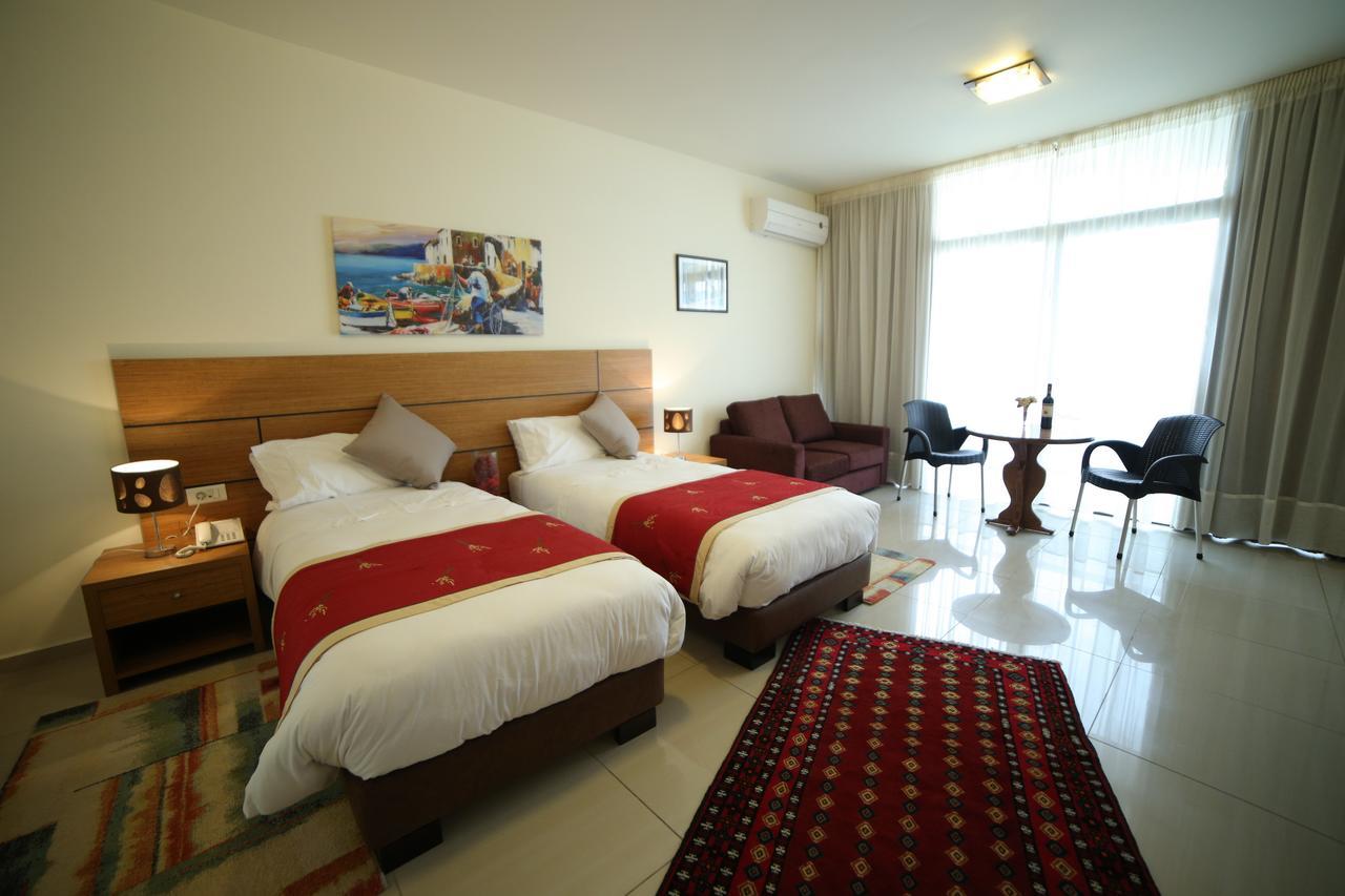 Sea Valley Lejlighedshotel Byblos Eksteriør billede